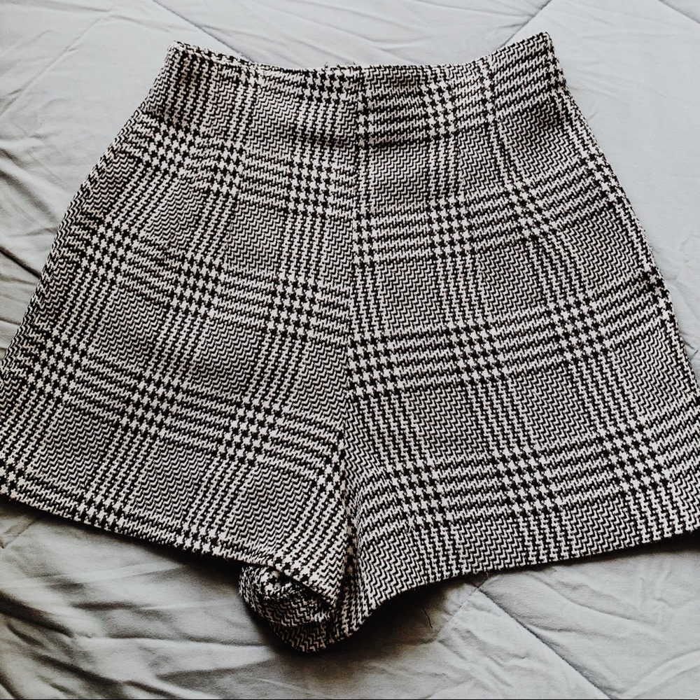 VINTAGE PLAID SHORTS